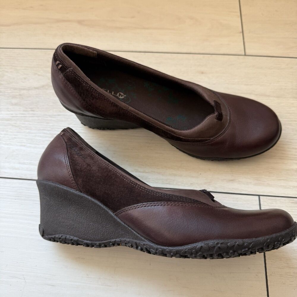 Merrell Lotus Roast Women 7.5 Brown Leather Vibram Soles Wedge Heel Comfort Shoe
